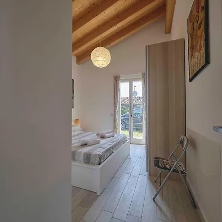 Schoenes Ferienhaus Villetta Batik Holiday home