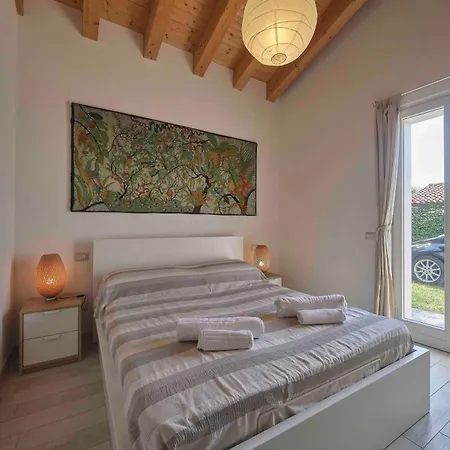 Schoenes Ferienhaus Villetta Batik * Bardolino