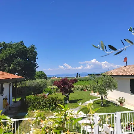 Holiday home Schoenes Ferienhaus Villetta Batik *